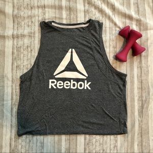 💪🏻 Reebok Hth Charcoal Medium Crop Tank